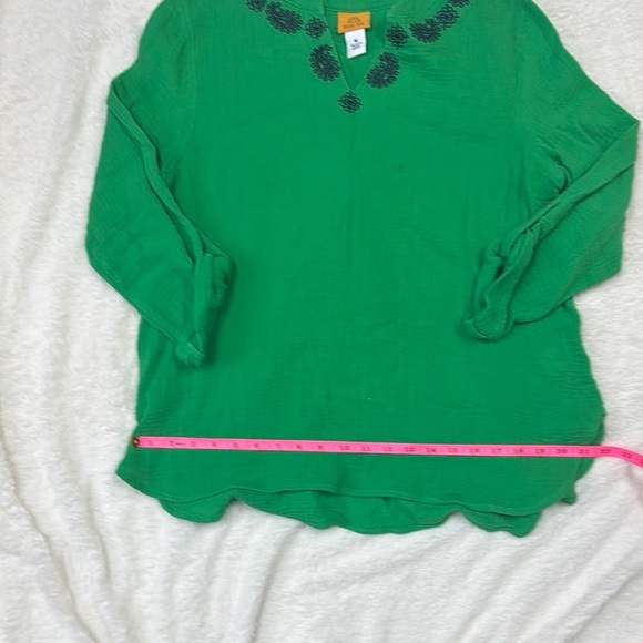 Ruby Rd. Green Embellished Tunic with Relaxed Fit - Picture 3 of 5